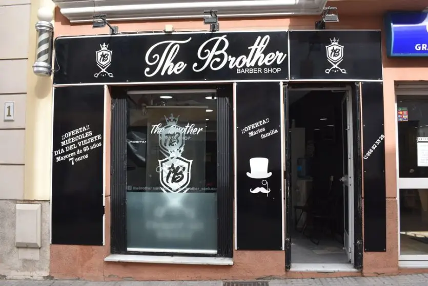 Fachada brothers sanlucar