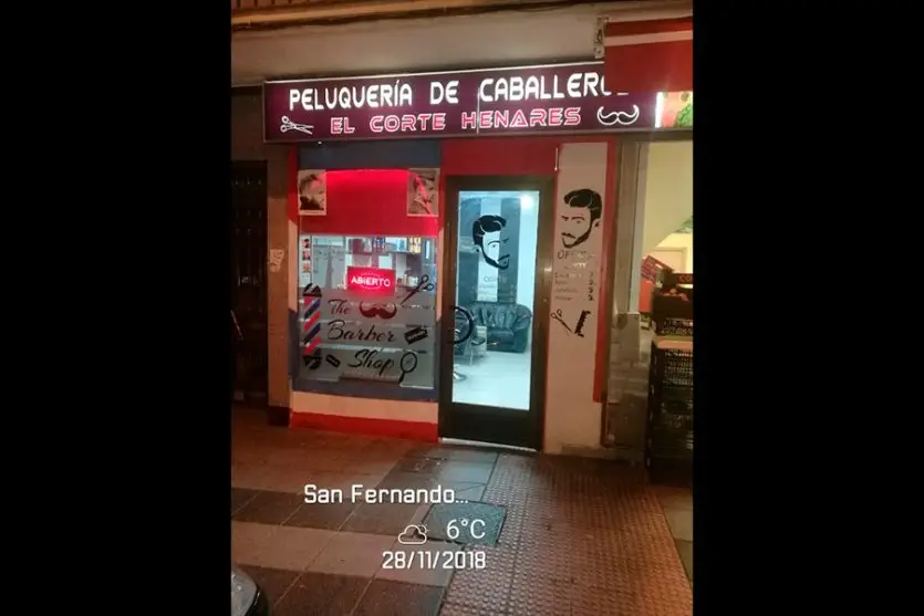 barberia caballeros el corte henares fachada