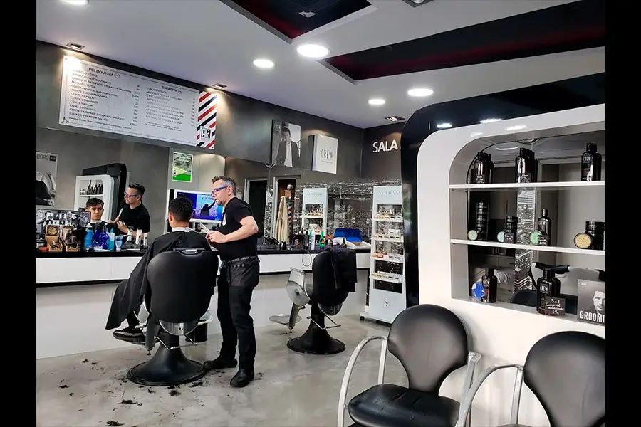 interior peluqueria alberto