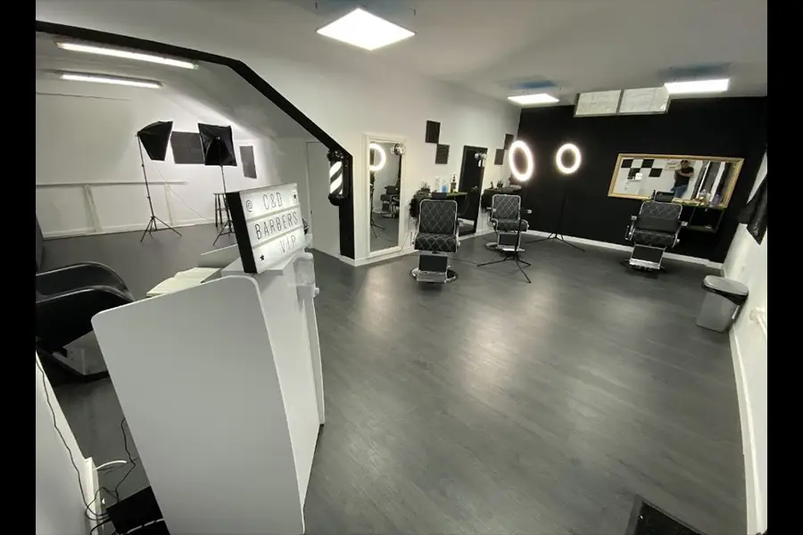 interior principal c and d barber's