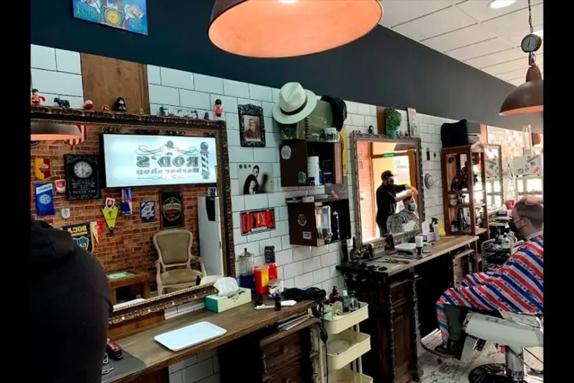interior rods barber shop