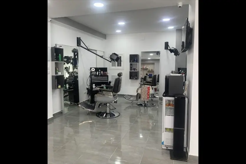 principal interior barberia maquina