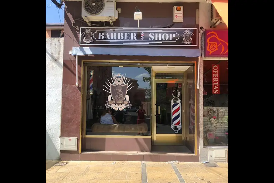 principal juanito barber