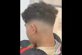 corte curly abdel barbershop