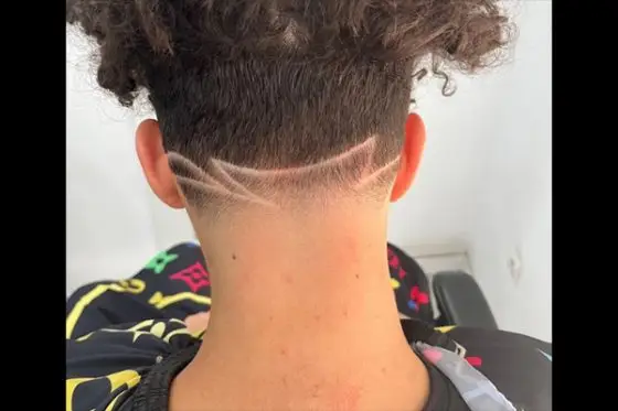 corte estilo curly abdel barbershop