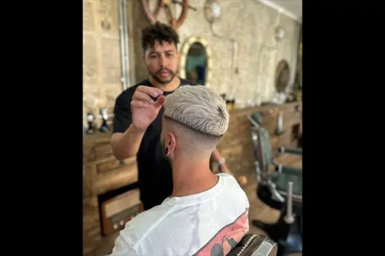 corte tinte Barbería MusBarber