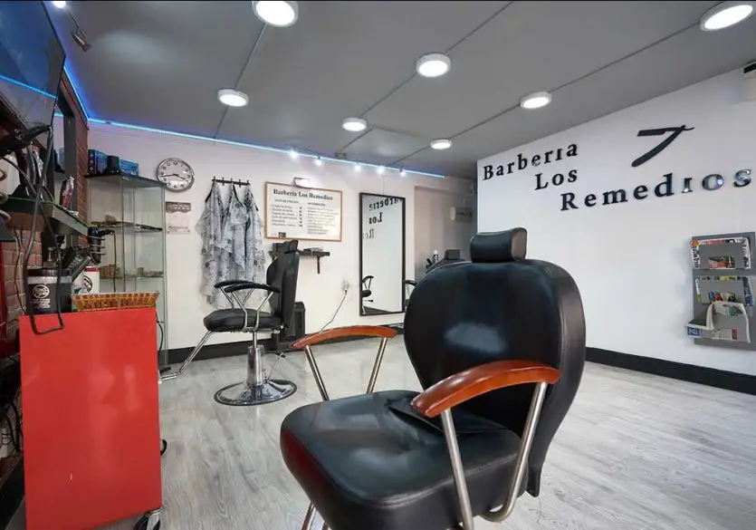 espacio de trabajo barbería los remedios