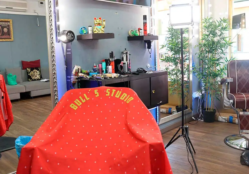 instalaciones Bull Studio Barberhop