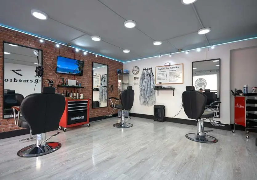instalaciones barbería los remedios
