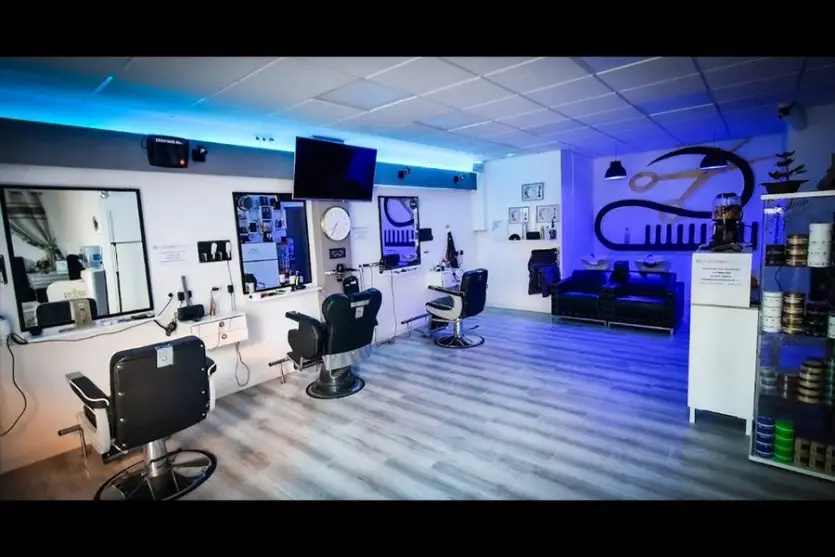 interior barber shop adil
