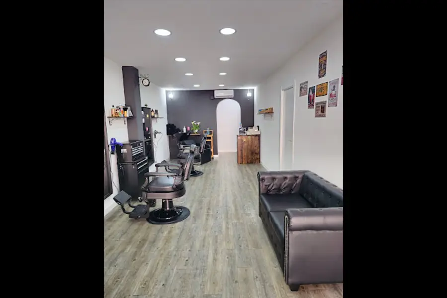 interior classics barber shop