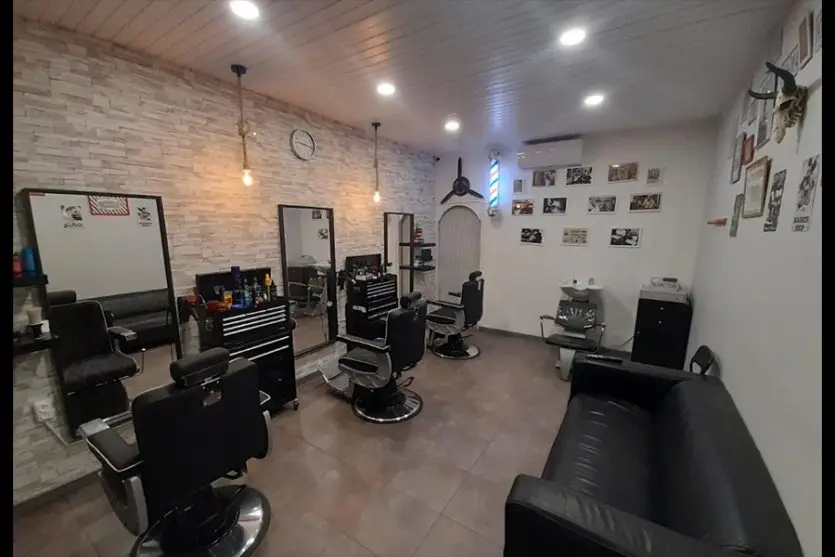 interior la barberia de masnou