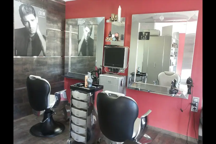principal Barber Shop Peluquería Fernando interior
