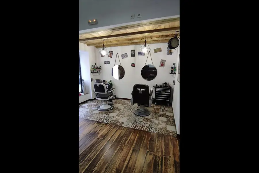 principal barberia benicasim interior
