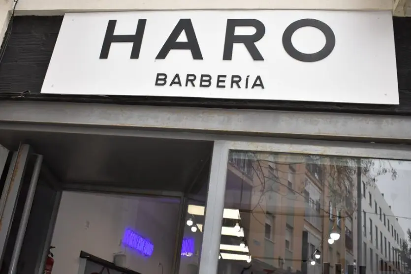 Fachada Barberia Haro