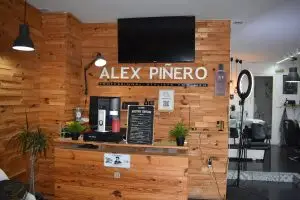 Interior alex pinero peluquería y barbería