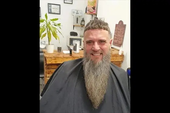 barba black barber peluqueros