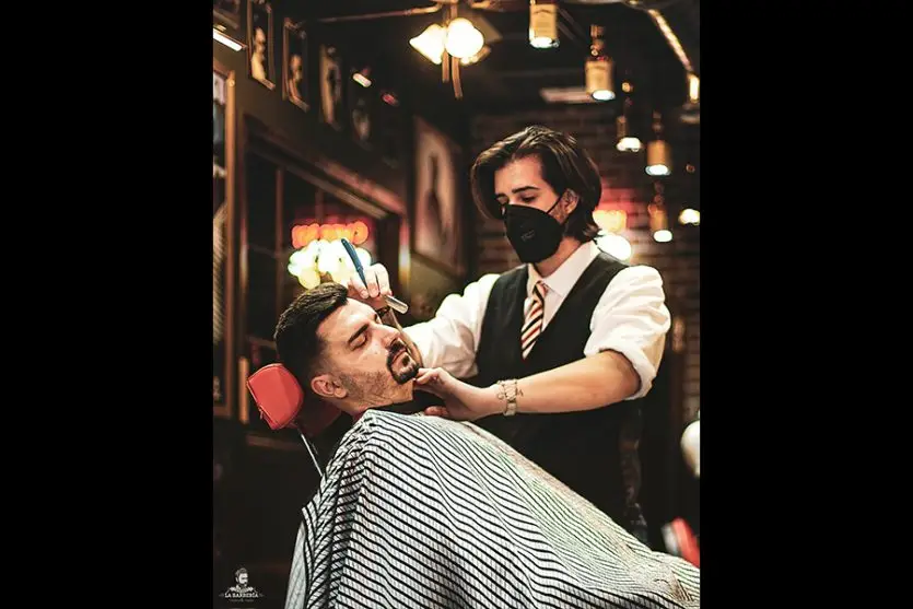 barbero alhurin peluqueros