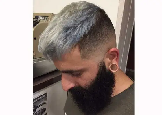 color y barba manolo roman barber shop