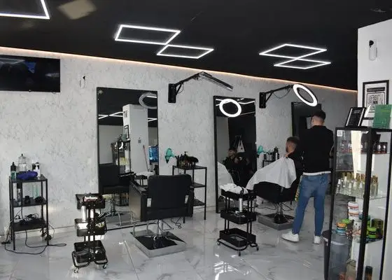 como trabajamos the arana barber shop