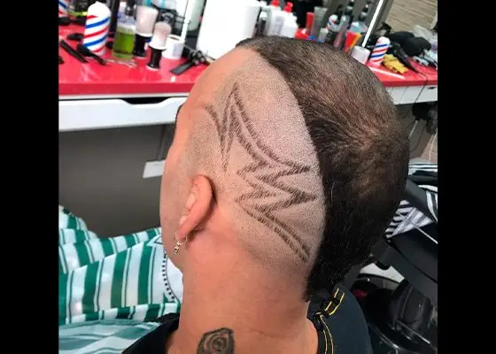 corte de pelo con lineas adil peluqueria