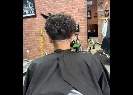 corte tijera barberias estilo