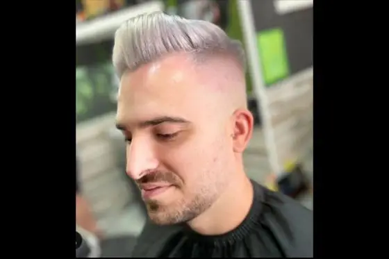corte tinte the wolf barber