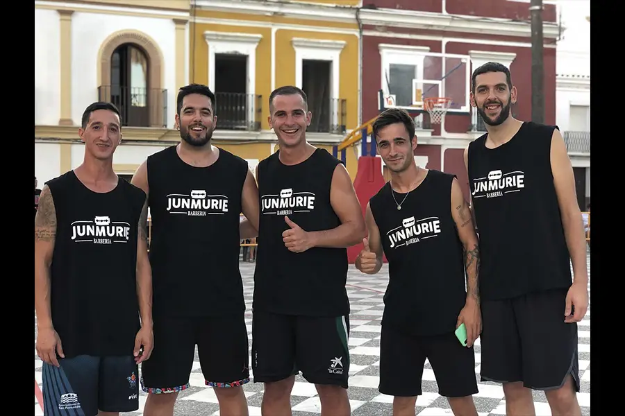 equipo barber junmurie peluqueros