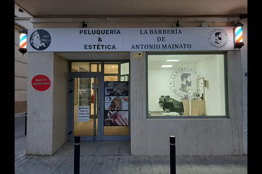 fachada barberia logo