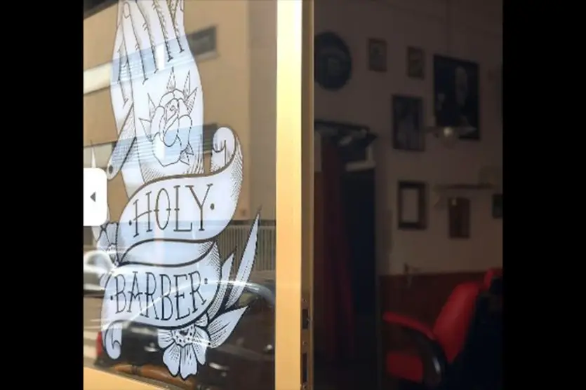 frente barberia logo