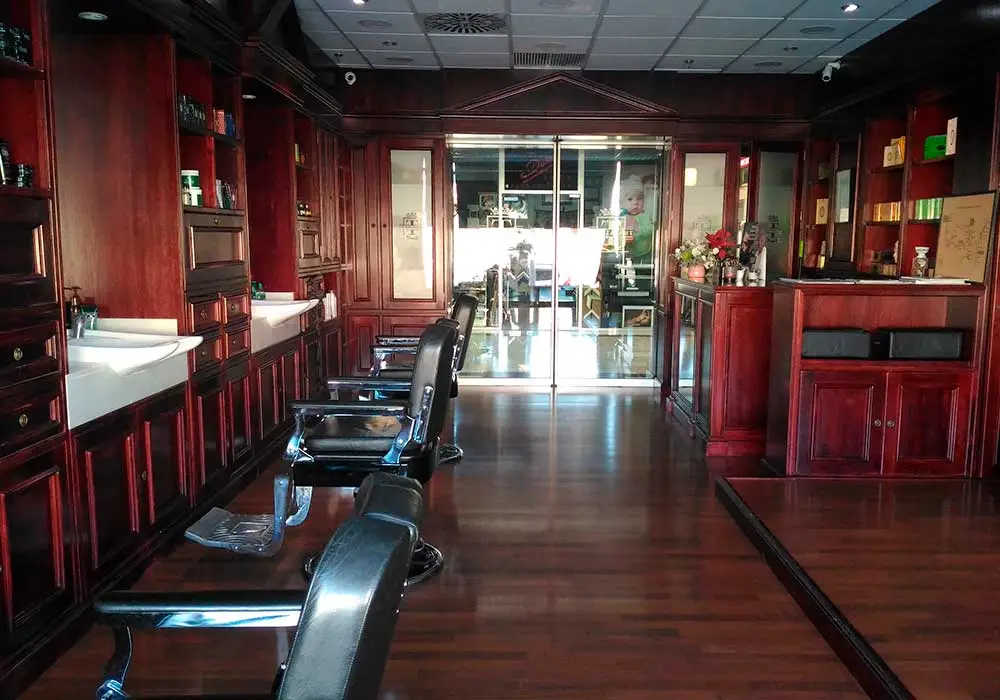 instalaciones Trafalgar barber Sotogrande