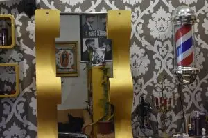 interior Peluqueria y barberia Starhair