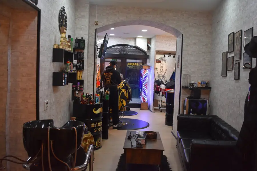 interior aminux barber shop