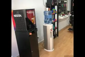 interior barber shop hh