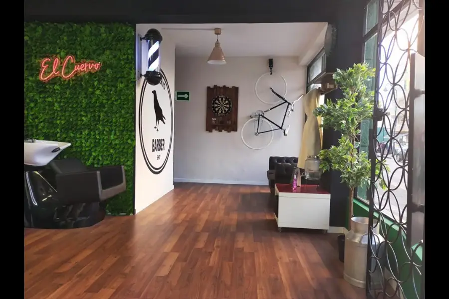 interior el cuervo barbershop