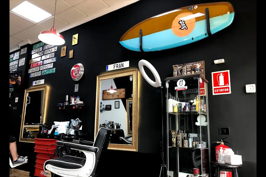 interior elite barbershop