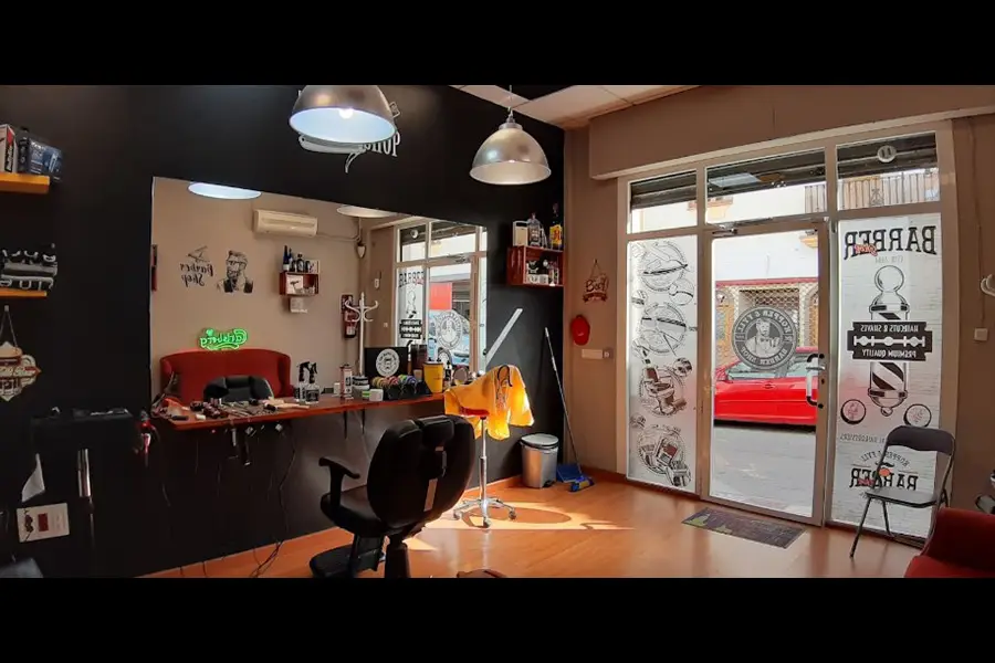 interior kopper and fyll barber