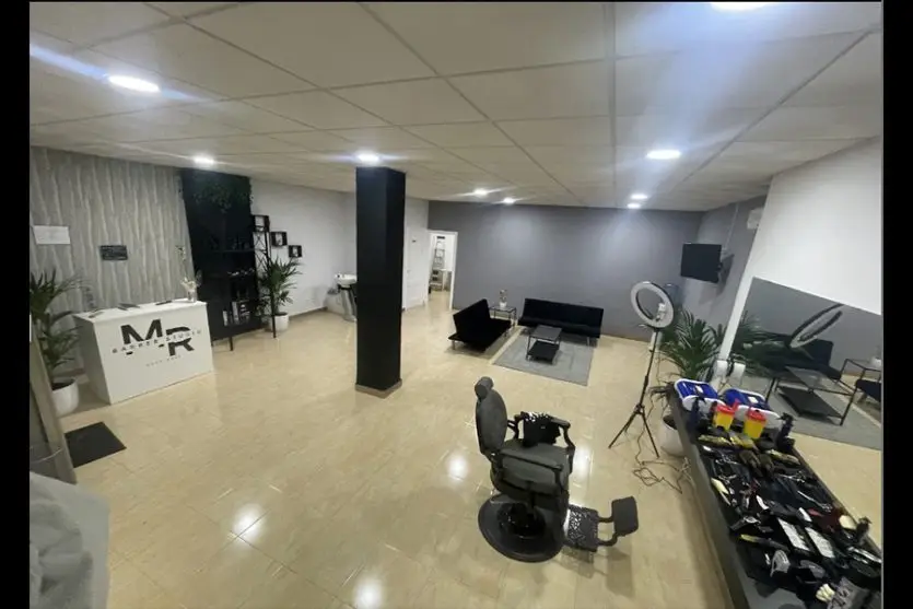 interior mr barber