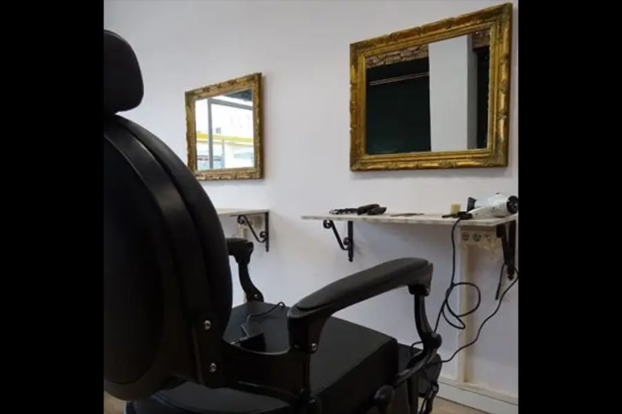 interior silla la santa barber