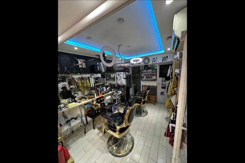 interior sillas barbershop gentlemens