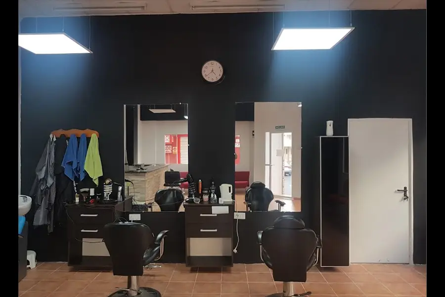 interior sillas zakaria barber