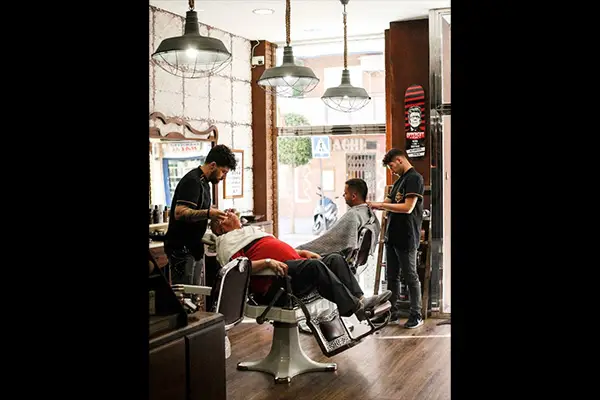 perfilado barba corte