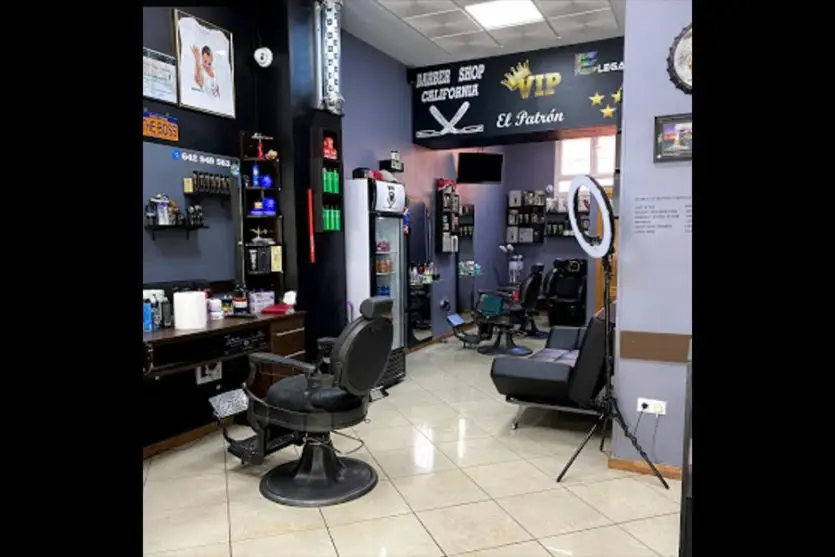 principal barberia golden interior