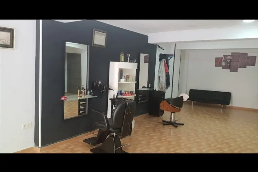 principal barberia haron interior
