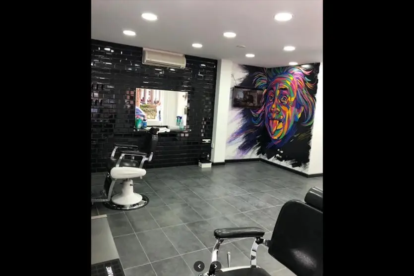 principal barberia interior cuts