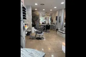 principal interno barberia the monkey