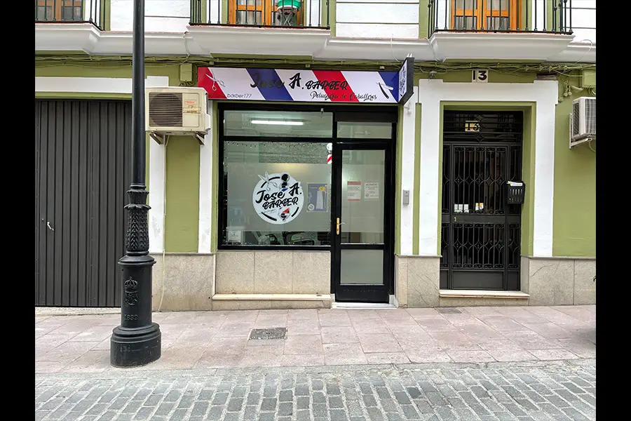principal josea barber peluqueros