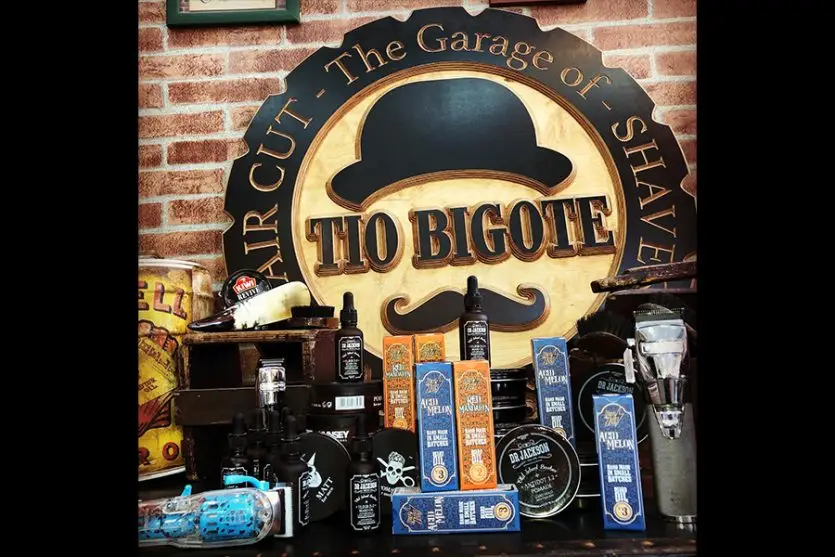 tiobigote barberia peluqueros