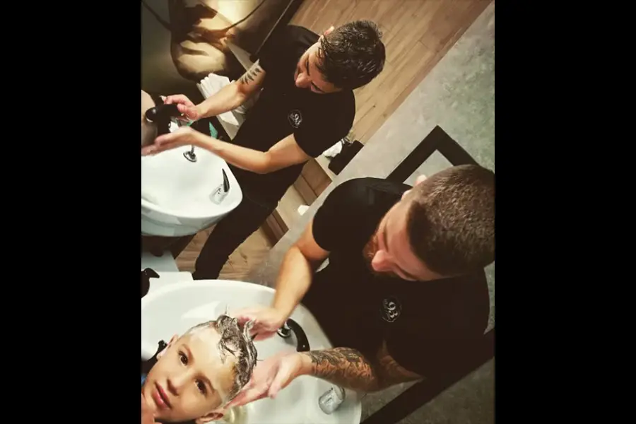 zona lavado la 93 barber